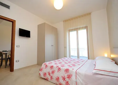 فندق مبيت وإفطار La Darsena غالّيبولي