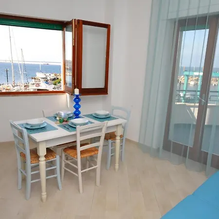 Bed & Breakfast La Darsena 3*